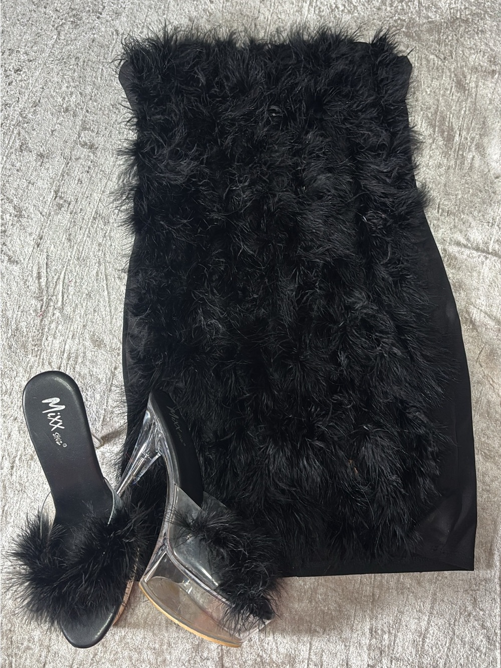 Faux Feather Tube Dress - Black & shoes size 9